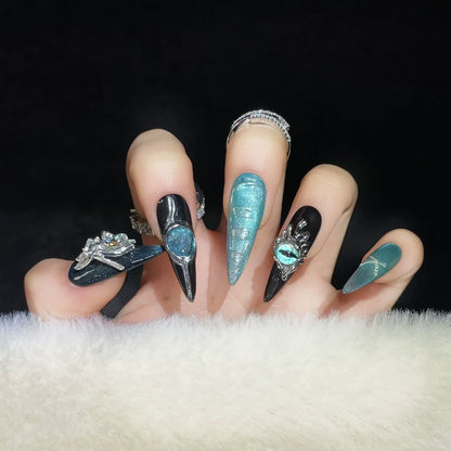 Gothic Gaze nails-press on nails 